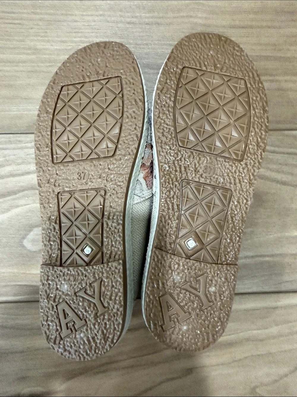 Floral Canvas Slip-On Espadrilles in Cream and Blush